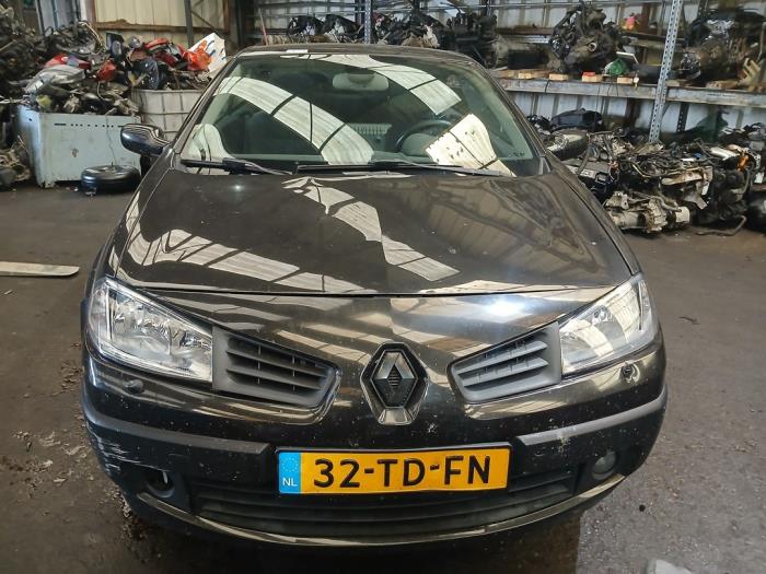Renault Megane II CC 1.6 16V Épave (2006, Noir)