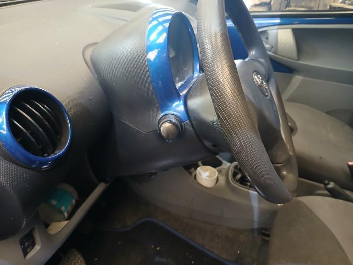 Toyota Aygo 1.0 12V VVT-i Schrottauto (2008, Blau)