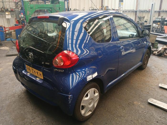 Toyota Aygo 1.0 12V VVT-i Schrottauto (2008, Blau)