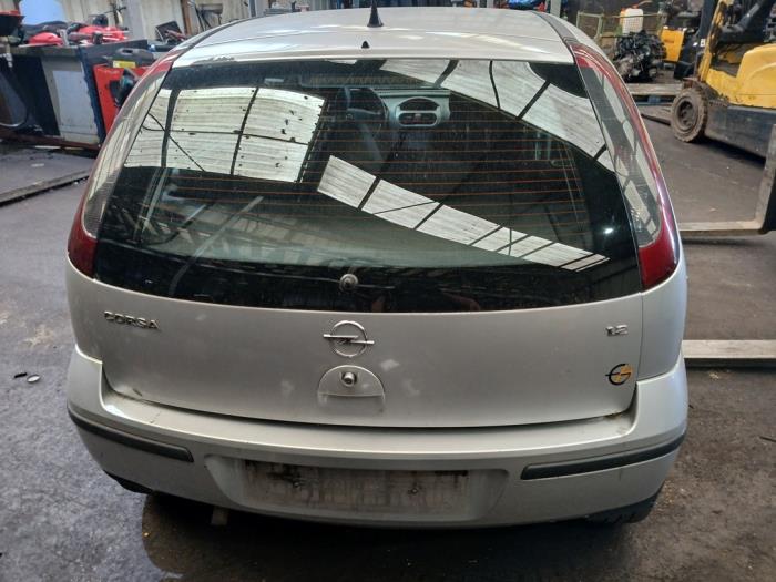 Opel Corsa C 1.2 16V Vehículo de desguace (2004, Gris)