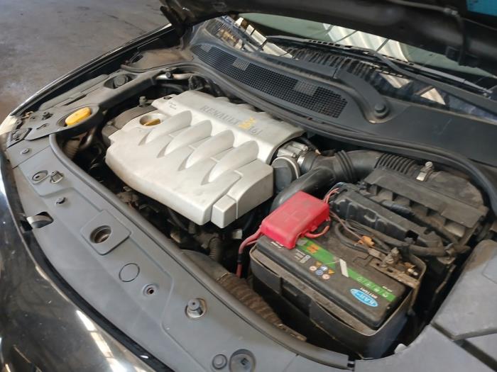 Renault Megane II 1.6 16V Épave (2005, Noir)
