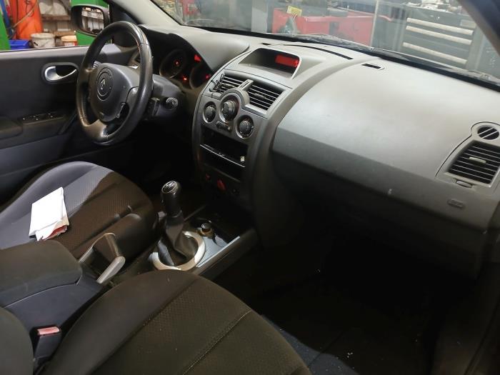 Renault Megane II 1.6 16V Épave (2005, Noir)