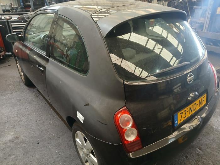 Nissan Micra 1.2 16V Skrotfordon (2003, ZWART)