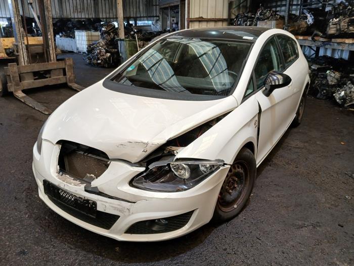 Seat Leon 1.4 TSI 16V Vehículo de desguace (2011, Blanco)