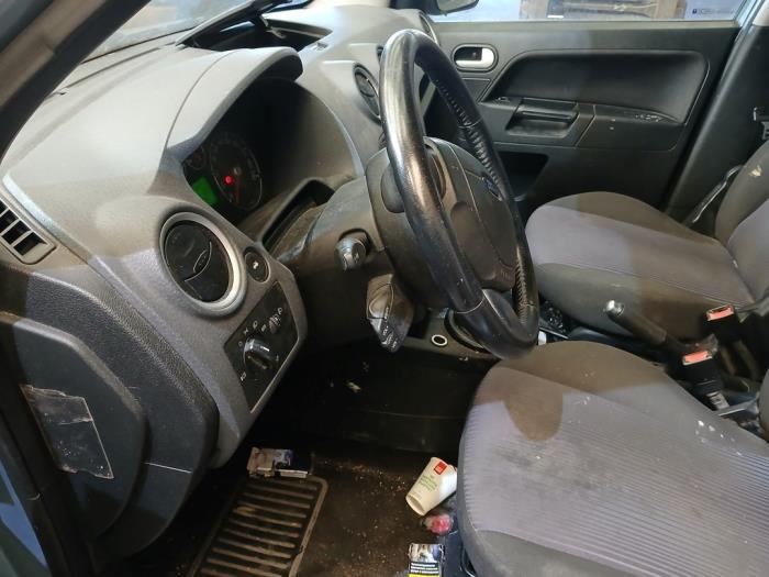 Ford Fusion 1.4 16V Skrotfordon (2006, BLAUW)