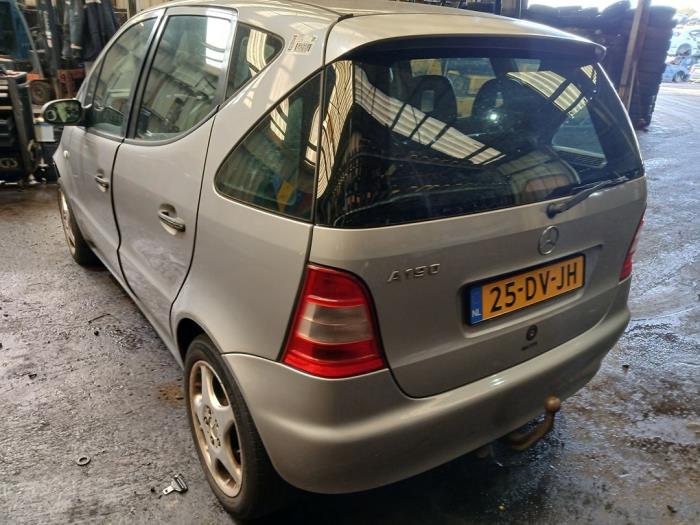 Mercedes A 1.9 A-190 Schrottauto (2000, Grau)