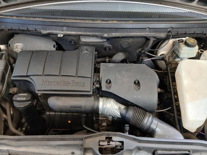Mercedes A 1.9 A-190 Schrottauto (2000, Grau)