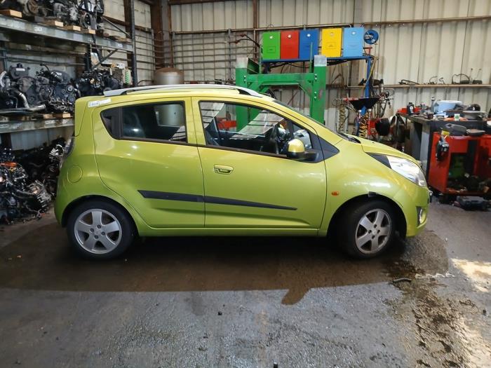 Chevrolet Spark 1.0 16V Bifuel Samochód złomowany (2011, Zielony)