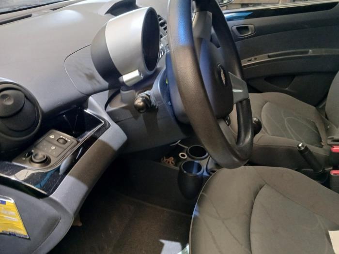 Chevrolet Spark 1.0 16V Bifuel Samochód złomowany (2011, Zielony)