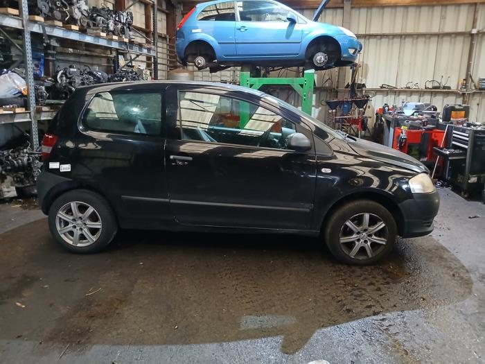 Volkswagen Fox 1.2 Schrottauto (2006, Schwarz)