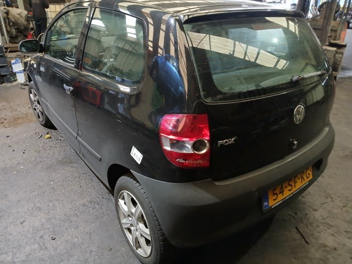 Volkswagen Fox 1.2 Schrottauto (2006, Schwarz)