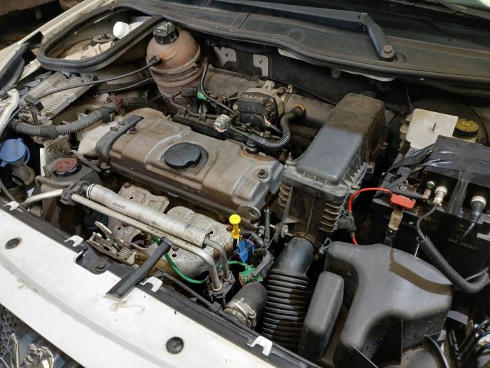 Peugeot 206+ 1.1 XR,XS Skrotfordon (2009, WIT)