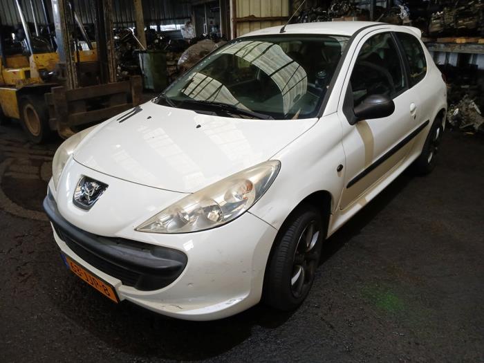 Peugeot 206+ 1.1 XR,XS Skrotfordon (2009, WIT)