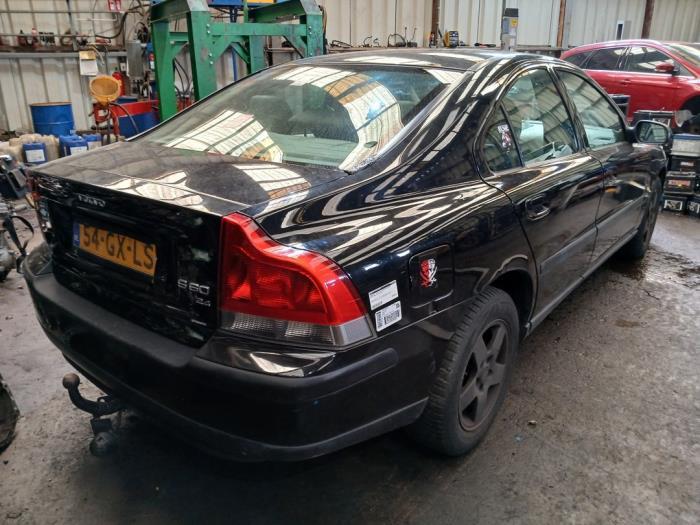 Volvo S60 I 2.4 20V 170 Vehículo de desguace (2001, Negro)