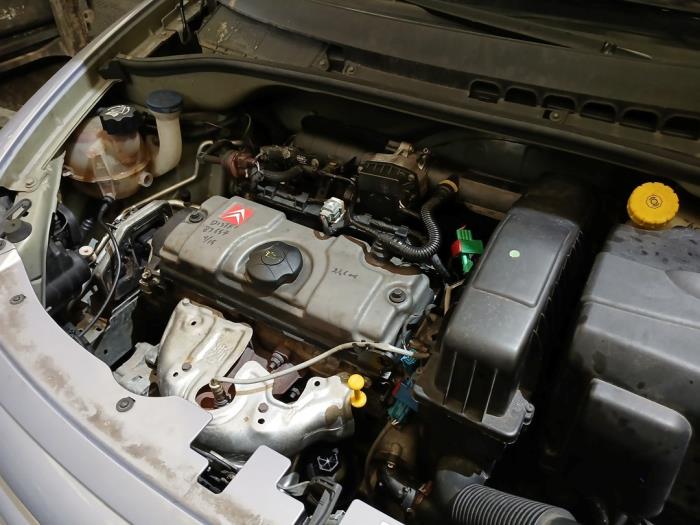 Citroen C3 1.4 Salvage vehicle (2002, Gray)