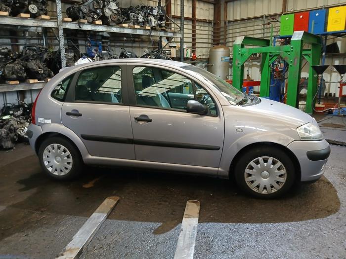 Citroen C3 1.4 Salvage vehicle (2002, Gray)