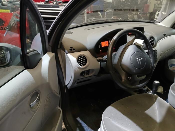 Citroen C3 1.4 Salvage vehicle (2002, Gray)