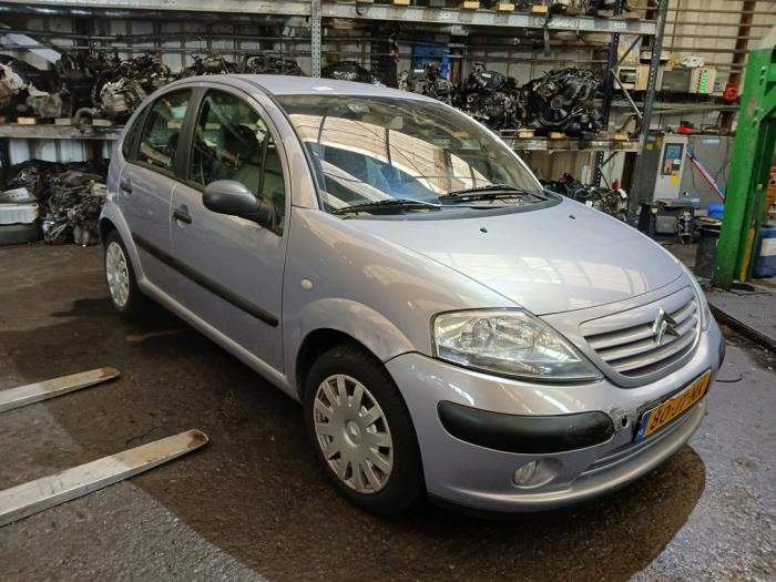 Citroen C3 1.4 Salvage vehicle (2002, Gray)