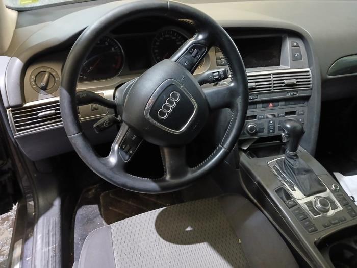 Audi A6 Avant 2.4 V6 24V Skrotfordon (2006, GRIJS)