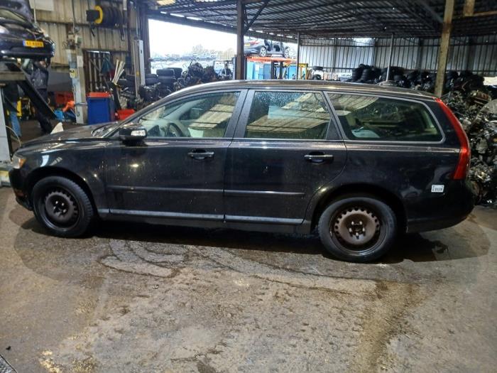 Volvo V50 1.8 16V Épave (2008, Noir)