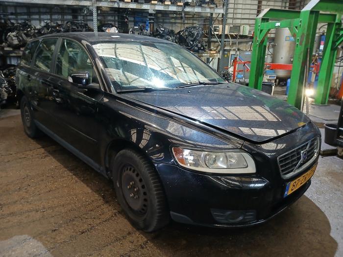 Volvo V50 1.8 16V Épave (2008, Noir)
