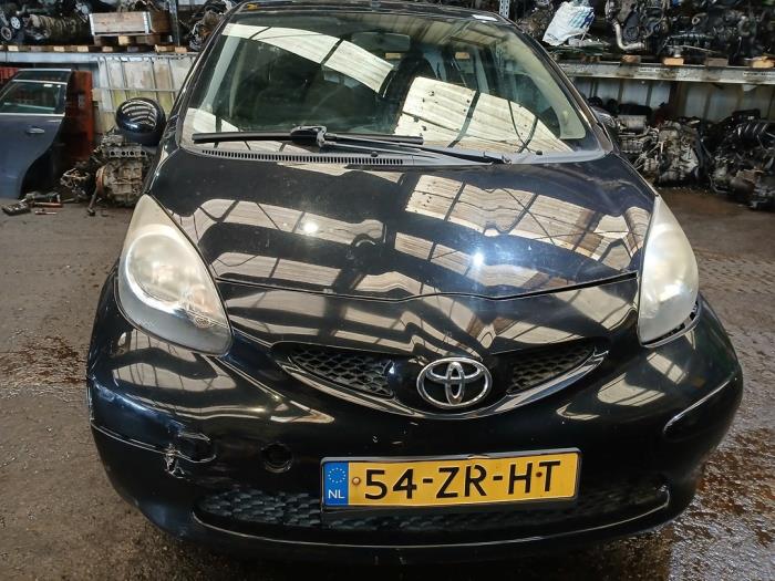 Toyota Aygo 1.0 12V VVT-i Skrotfordon (2008, ZWART)