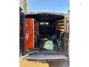 Renault Trafic 1.6 dCi Twin Turbo Vehículo de desguace (2017, Granito)