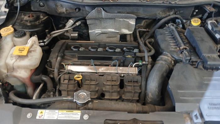 Dodge Caliber 1.8 16V Samochód złomowany (2007, Czarny)