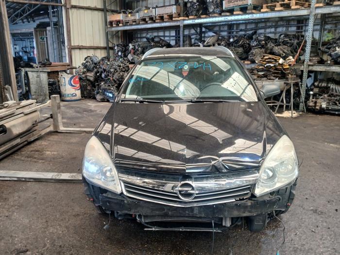 Opel Astra H SW 1.6 16V Twinport Vehículo de desguace (2007, Negro)