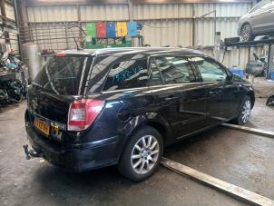 Opel Astra H SW 1.6 16V Twinport Vehículo de desguace (2007, Negro)