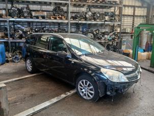 Opel Astra H SW 1.6 16V Twinport Vehículo de desguace (2007, Negro)