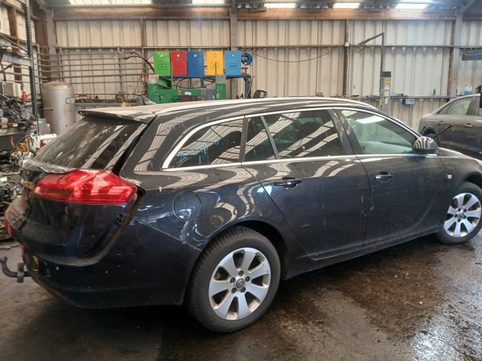 Opel Insignia Sports Tourer 1.8 16V Ecotec Vehículo de desguace (2010, Negro)