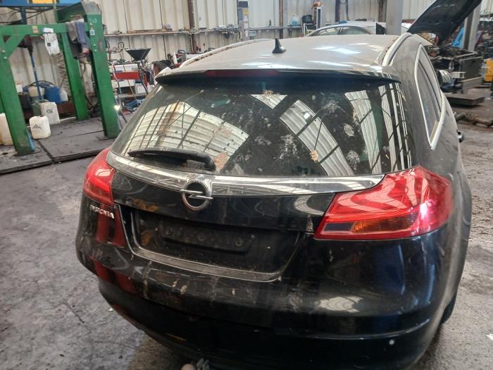 Opel Insignia Sports Tourer 1.8 16V Ecotec Vehículo de desguace (2010, Negro)