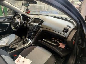 Opel Insignia Sports Tourer 1.8 16V Ecotec Vehículo de desguace (2010, Negro)