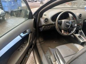 Audi A3 Sportback 2.0 T FSI 16V Quattro Samochód złomowany (2006, Czarny)
