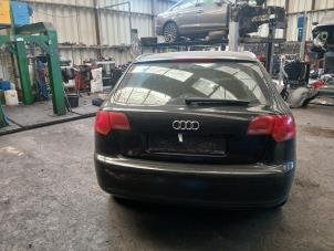 Audi A3 Sportback 2.0 T FSI 16V Quattro Samochód złomowany (2006, Czarny)