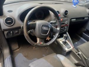 Audi A3 Sportback 2.0 T FSI 16V Quattro Samochód złomowany (2006, Czarny)