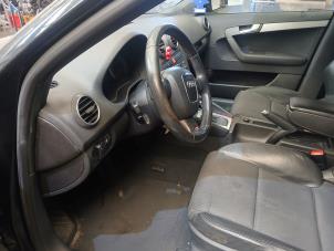 Audi A3 Sportback 2.0 T FSI 16V Quattro Samochód złomowany (2006, Czarny)