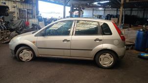 Ford Fiesta 5 1.3 Vehículo de desguace (2005, Gris)