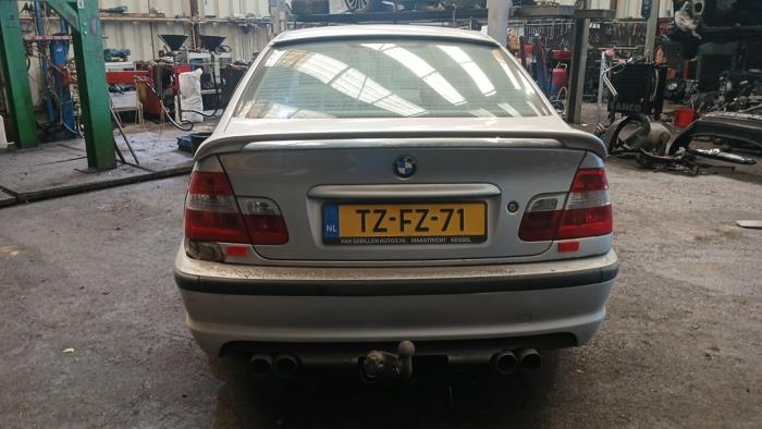 BMW 3 serie 318i Vehículo de desguace (1998, Gris)