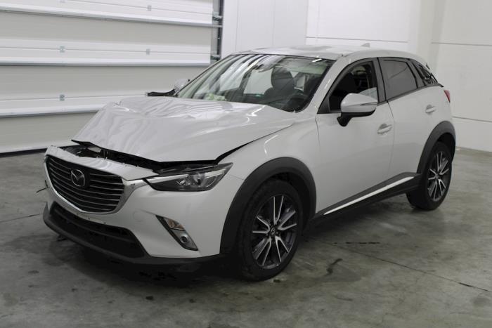 Mazda Cx 3 2 0 Skyactiv G 1 Schrott Baujahr 17 Farbe Weiss Proxyparts De