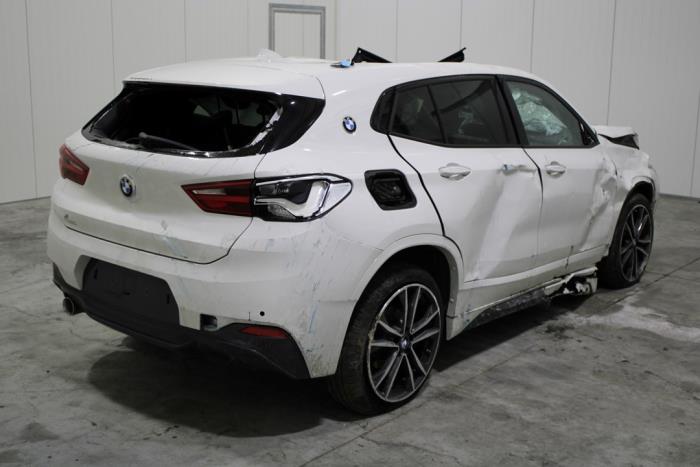 BMW X2 sDrive 18i 1.5 12V TwinPower Turbo Épave (2018, Blanc)