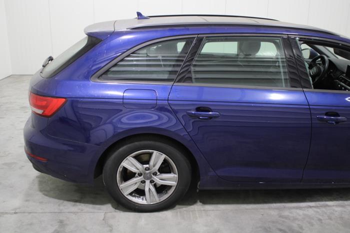 Audi A4 Avant 2.0 TDI Ultra 16V Salvage vehicle (2017, Blue)