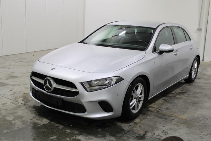 Mercedes A 1.5 A-180d Salvage vehicle (2018, Gray)