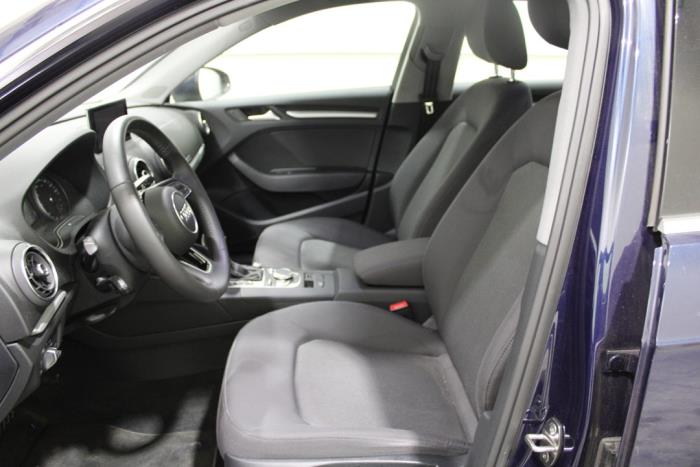 Audi A3 Sportback 1.0 TFSI 12V Vehículo de desguace (2018, Azul)