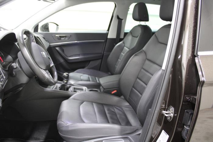 Seat Ateca 1.0 TSI 12V Salvage vehicle (2019, Black)