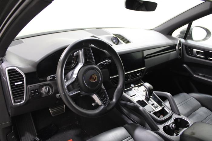 Porsche Cayenne III 2.9 Biturbo V6 24V S Samochód złomowany (2020, Szary)