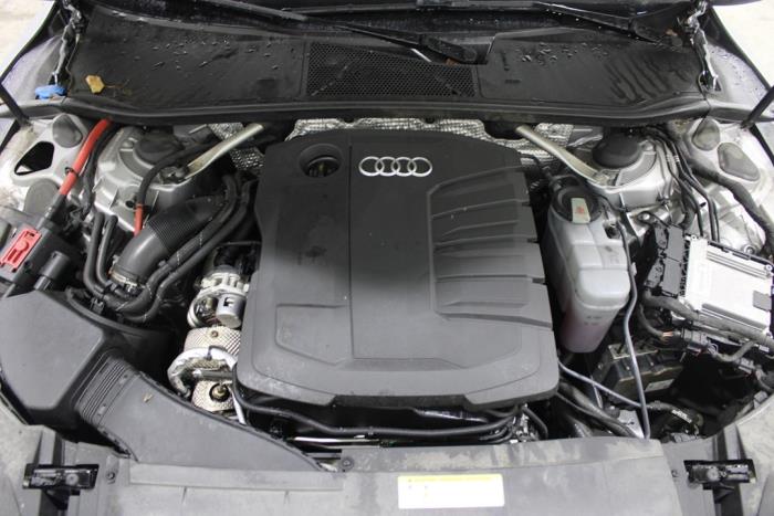 Audi A7 Sportback 2.0 40 TDI Mild Hybrid Salvage vehicle (2021, Gray)