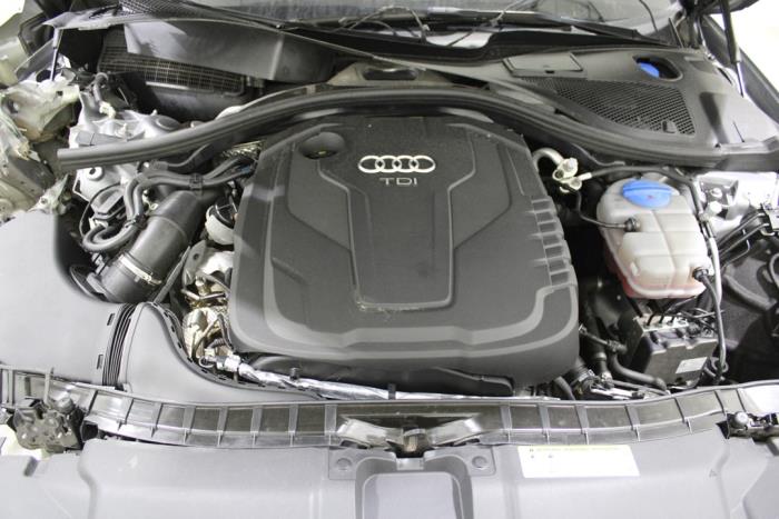 Audi A6 Avant 2.0 TDI 16V Vehículo de desguace (2017)