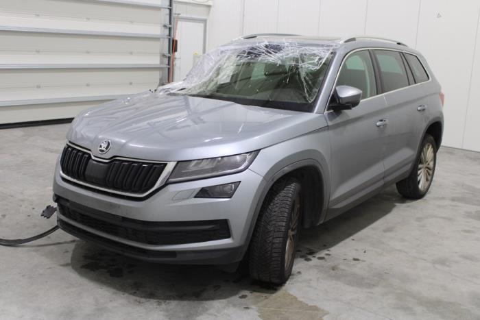 Skoda Kodiaq 2.0 TDI 150 16V Salvage vehicle (2018, Gray)